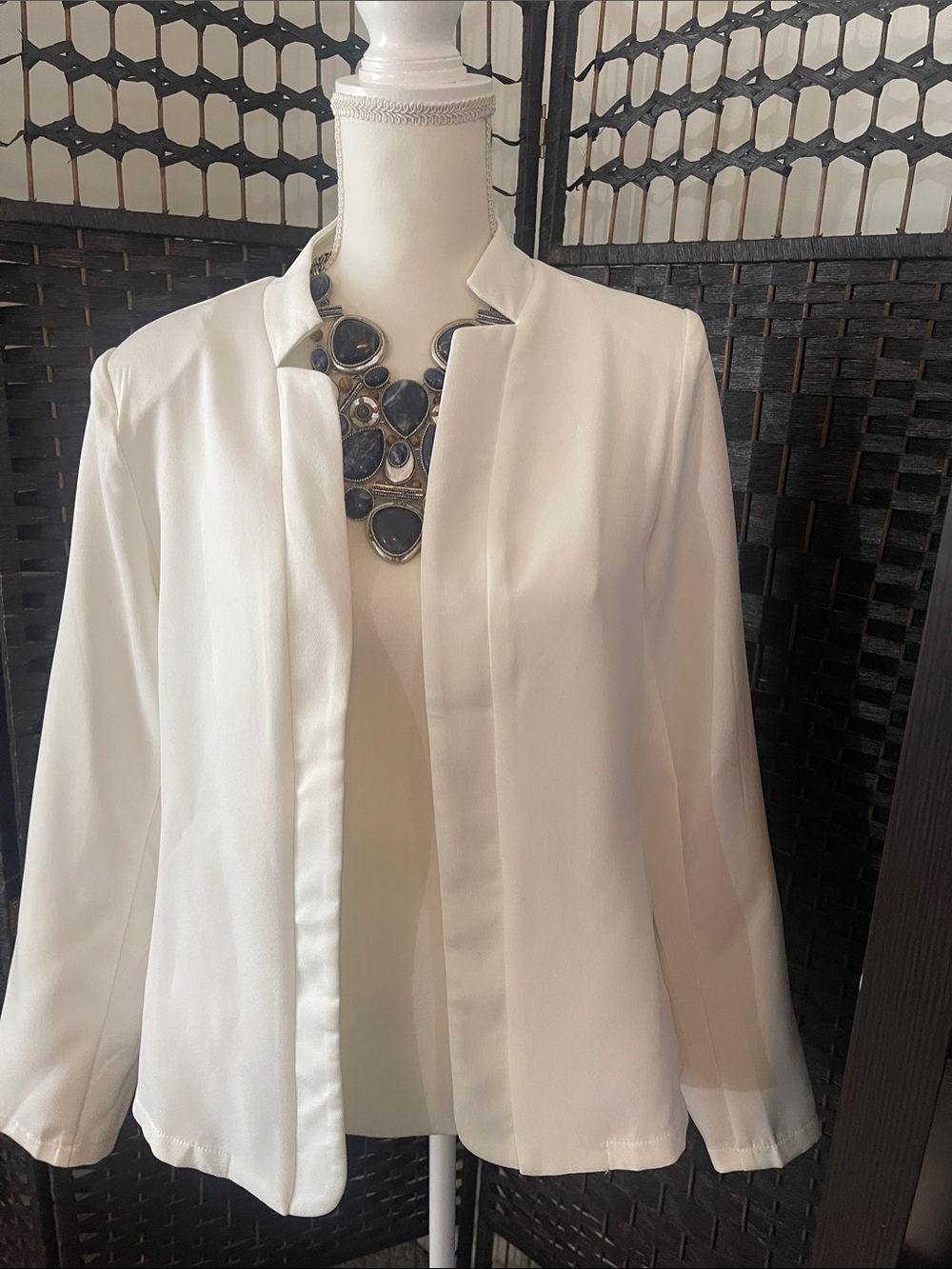 SHEIN White Open-Front Lightweight Jacket